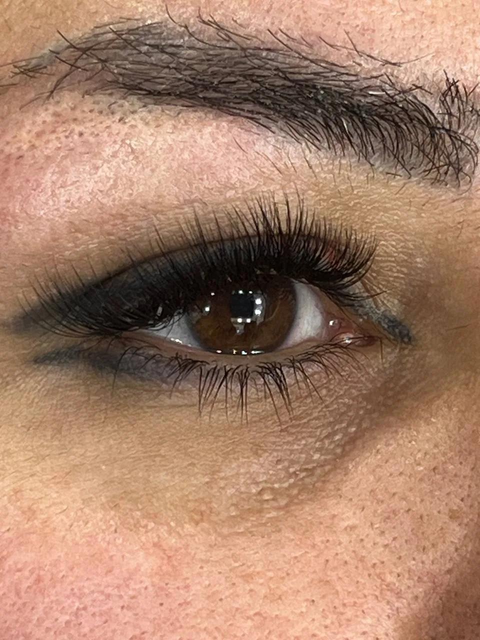 لیفت ابرو و اکستنشن مژه