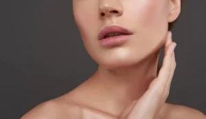 ماساژ صورت برای زاویه سازی فک در خانه - آموزش ۶ تکنیک موثر