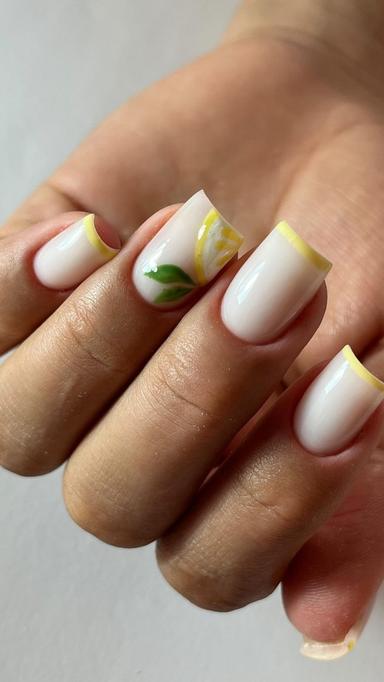 owner-of-سالن زیبایی هنر رویایی-salon