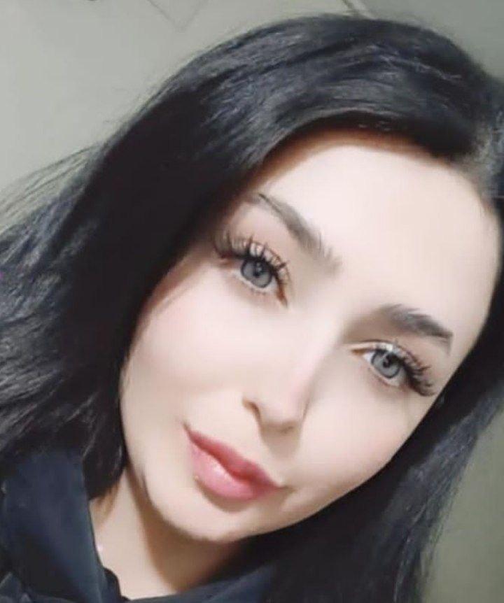 مژه موقت یا کاشت مژه