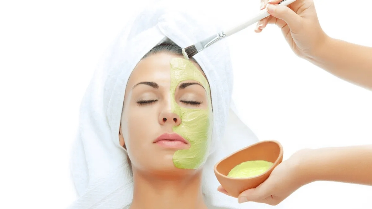 مراقبت از پوست در خانه با ماسک‌ های خانگی ساده